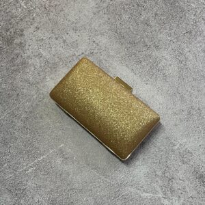 Sobre Clari dorado